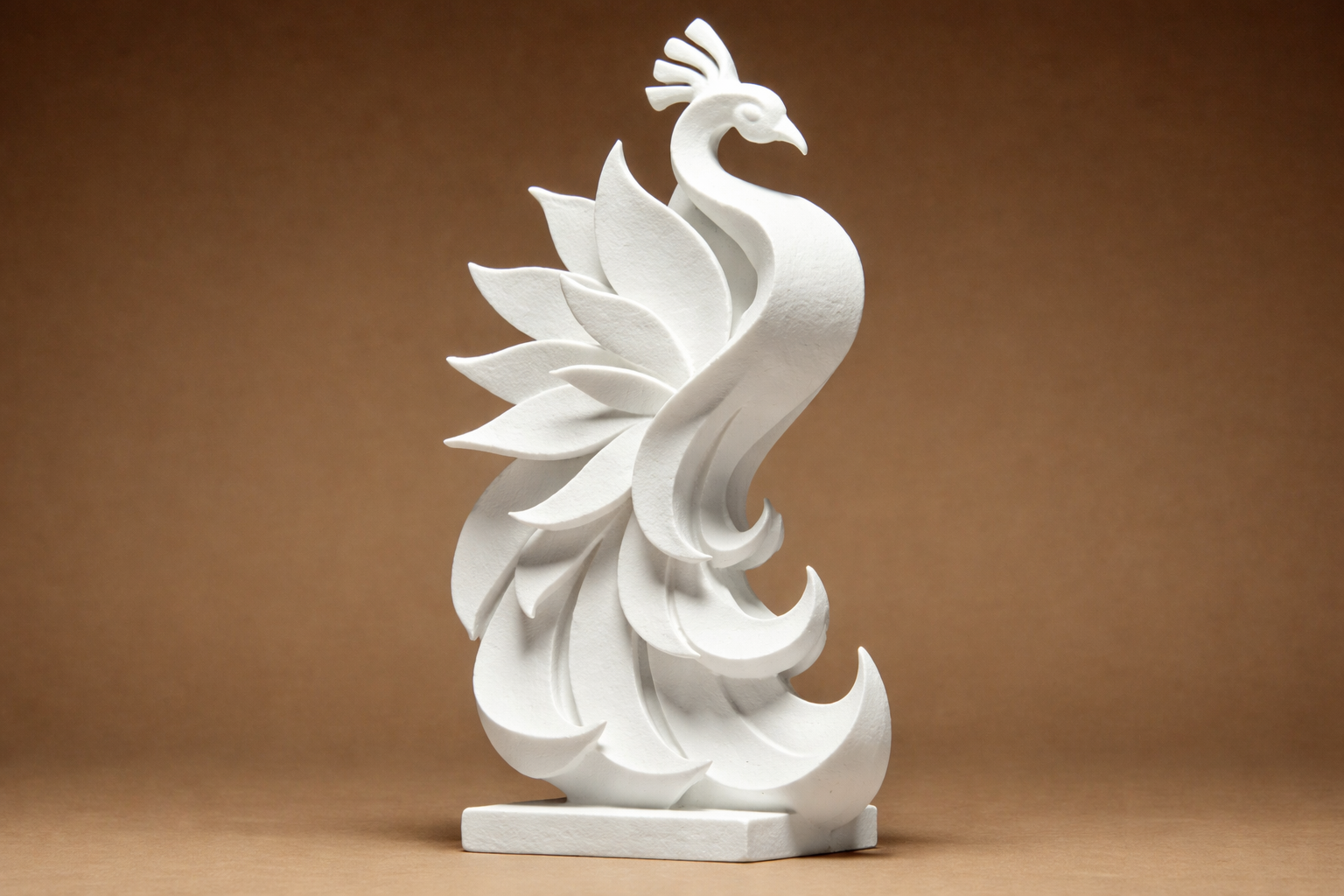 Statuetta Pavone - Aurélia , eleganza in movimento