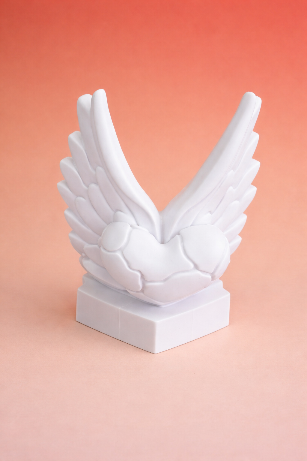 Scultura Decorativa “Cuore d’Angelo” – Statua con Ali