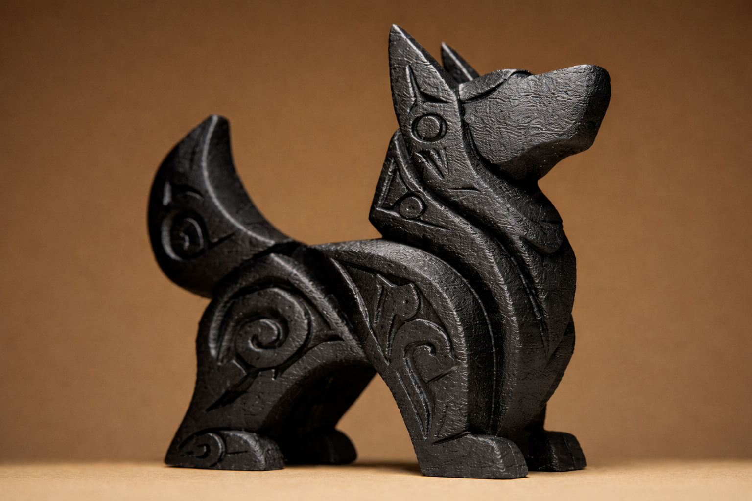Statuetta cane-  LYRON, Lo Sguardo Attento