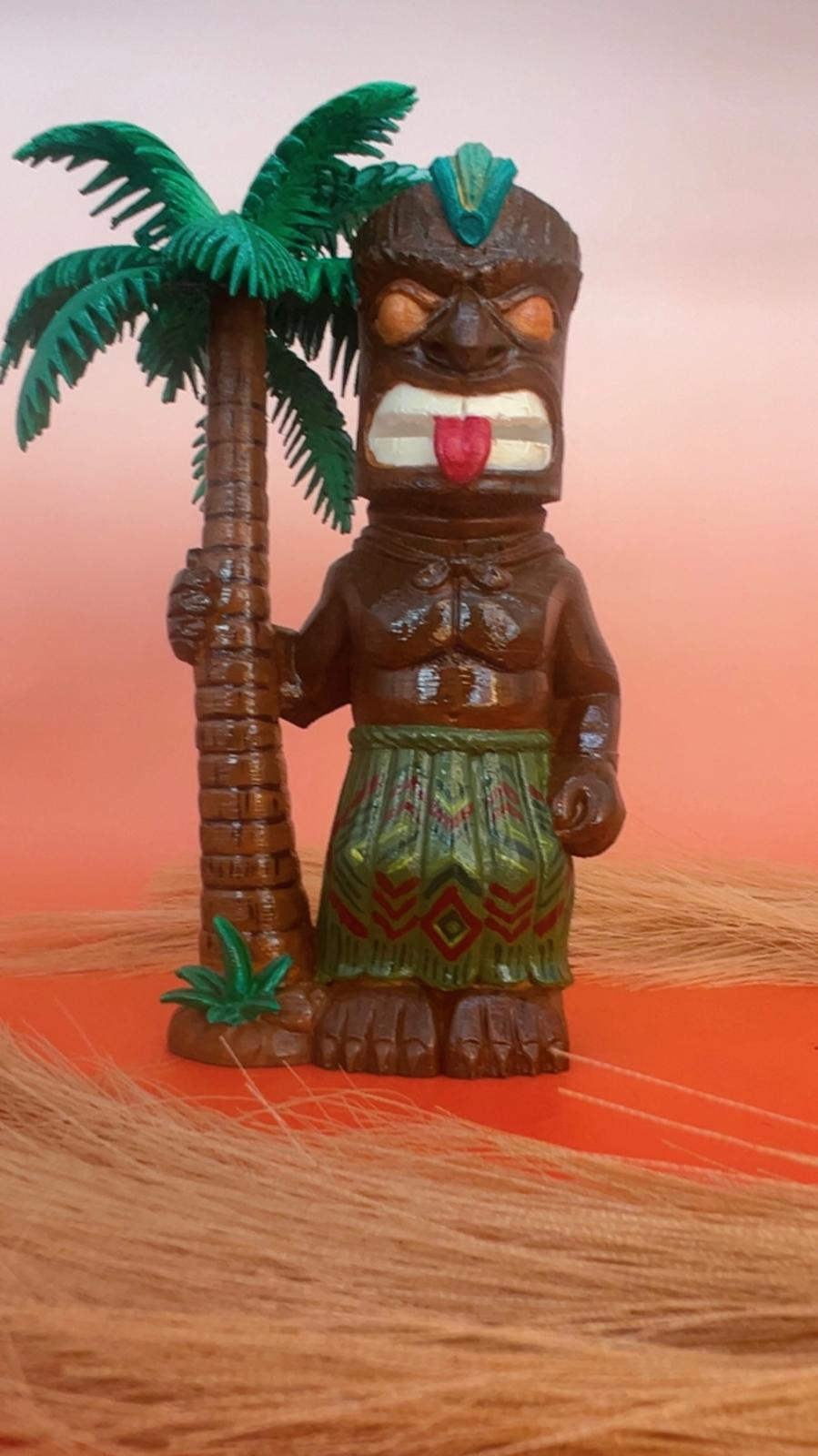 Statuetta Koa – Il Guardiano della Palma
